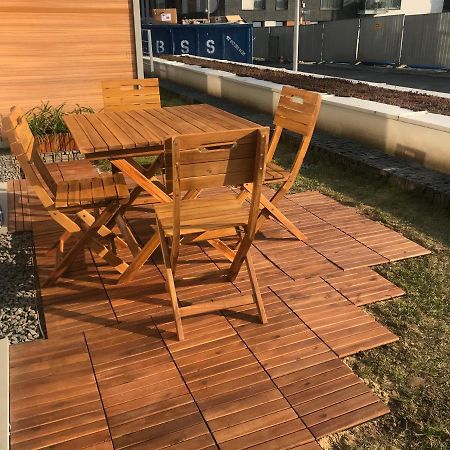 Apartament With Garden Bezplatny Parking !!! 克拉科夫 外观 照片
