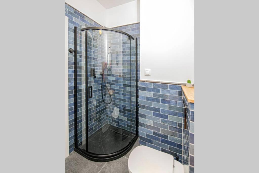 Apartament With Garden Bezplatny Parking !!! 克拉科夫 外观 照片